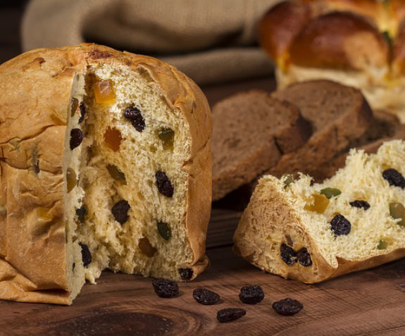 Vendita panettoni e vin brulè